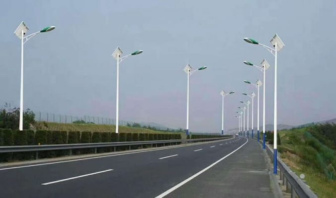 chi phí lắp đèn mặt trời